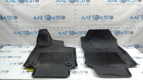 Set of black floor mats for Toyota Venza 21-24 tires