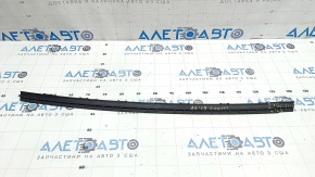 The front bumper bracket, central, Audi A6 C8 19-23 S-Line, has a broken fragment.