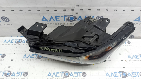 Mazda 3 19-23 xenon front left headlight assembly, needs polishing, varnish peeling off