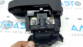 Audi Q5 80A 18-24V positive terminal with fuses and squib