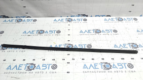 Front right door seal Mazda 3 19- 4d lower