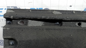 The right underbody protection of the Audi A4 B9 17-25 is worn and broken.