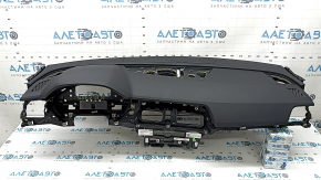 Audi Q5 80A 20-24 black dashboard with airbag