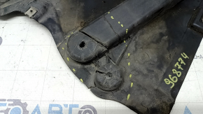 Front right fender liner, front part of Audi A6 C8 19-24, cracks, breaks, missing fragment