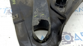 Front right fender liner, front part of Audi A6 C8 19-24, cracks, breaks, missing fragment