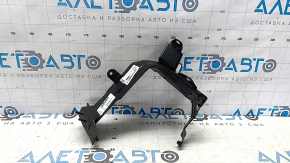 Front left wing bracket Audi Q7 16- front