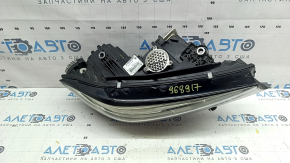 BMW 3 G20 19-22 LED adaptive right front headlight assembly, chipped, paint peeling