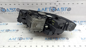 BMW 3 G20 19-22 LED adaptive right front headlight assembly, chipped, paint peeling