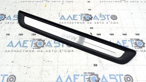 Front left outer door sill trim for BMW 3 G20 19-26, chrome, BMW lettering, scratches