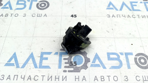The left door sill light module for a BMW 3 G20 19-26 has a broken mount.