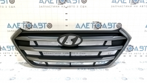 Black radiator grille assembly for the 2016-2018 Hyundai Tucson