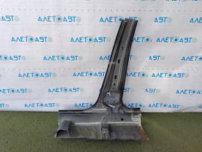 The right center pillar of the Honda Civic XI FE/FL 22-24 has been cut off.