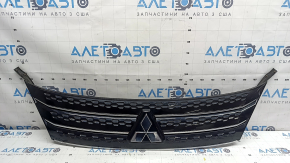 Radiator grill with Mitsubishi Outlander 22-26 emblem, chrome moldings with seals, scratches