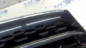 Radiator grill with Mitsubishi Outlander 22-26 emblem, chrome moldings with seals, scratches