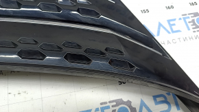 Radiator grill with Mitsubishi Outlander 22-26 emblem, chrome moldings with seals, scratches