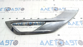 Front bumper molding, chrome, lower right, Mitsubishi Outlander 22-26, chrome, under fog lights, chips