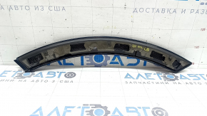 Rear right fender arch trim for Audi Q7 20-26 on the door, painted black, the fastener has come loose