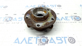 Jeep Compass 23-26 front right hub rusty