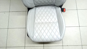 Mitsubishi Outlander 22-26 passenger seat with airbag, electric, heated, gray leather, dry-cleanable