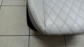Mitsubishi Outlander 22-26 passenger seat with airbag, electric, heated, gray leather, dry-cleanable