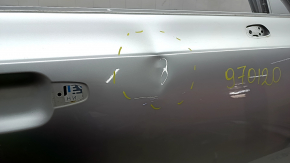 Volvo XC90 16-26 silver 711 front right door, broken