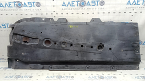 Mazda 3 19-26 front right underbody protection crack
