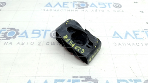 The bump stop of the fang of the lower reinforcement of the front bumper, right BMW 3 G20 19-26, is dented.