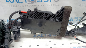 Volvo XC60 22-26 underhood wiring with fuse box and distributor