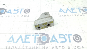 Front subframe reinforcement bracket, right, Volvo XC60 20-26