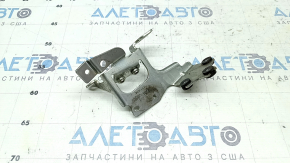 Bracket for the coolant pump Volvo XC60 22-24 B5, B6 without pump