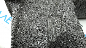 The foam under the spare tire of the Volvo XC60 18-26 is crushed