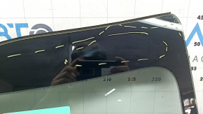 Kia Sportage 23-25 windshield under the humidity sensor and camera, air along the edge, torn seal, air under the trim, melted bracket, covered in soot 
