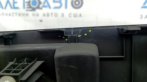 Right arch trim for Kia Sportage 23-26, black, missing hook, melted, scratched, sooty, broken mount
