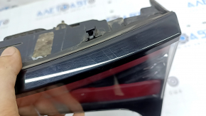 Kia Sportage 23-25 halogen inner tailgate light, right, scratches