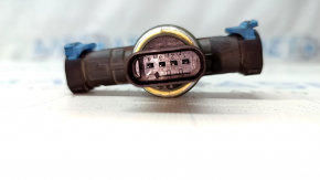 Volvo XC60 22-26 B6 fuel pressure sensor on the fuel line