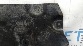 The rear engine guard of the BMW 3 G20 19-26 RWD is worn out.