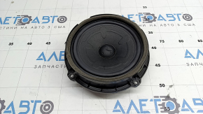 The rear right door speaker of the Hyundai Santa Fe 24-26 is dented.
