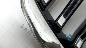 Volvo XC60 22-23 chrome radiator grille with badge, under the camera, bumps, broken mount, crack in the emblem
