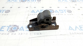 Mitsubishi Outlander 22-26 rear left muffler bracket rusty