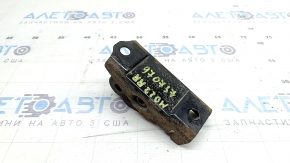 Mitsubishi Outlander 22-26 rear right muffler bracket rusty