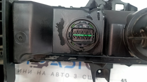 Daytime running light (DRL) central Hyundai Santa Fe 24-26 SE, SEL, chipped