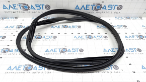 Front right door seal for Hyundai Santa Fe 24-26