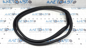Front left door seal for Hyundai Santa Fe 24-26