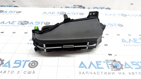 Left front panel air vent deflector Hyundai Santa Fe 24-26