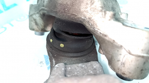 Volvo XC90 16-22 front lower right control arm with brackets and silent block, torn silent block and boot, ball joint knocking, in need of restoration