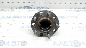 Rear left hub Hyundai Santa Fe 24-26 FWD