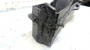 The rear bumper reinforcement of the Hyundai Santa Fe 24-26 USA is broken.