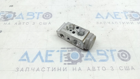Hyundai Santa FE 24-26 HEV 2.5 Air Conditioning Valve