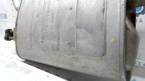 The exhaust pipe, the middle part with the catalytic converter of the Hyundai Santa Fe 24-26 HEV, is dented in the resonator.