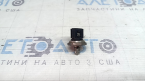 Fuel pressure sensor for Hyundai Santa Fe 24-26 HEV on the fuel rail
